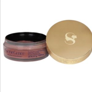 SeneGence Translucent Loose Powder Blush in Silver Rose Full size